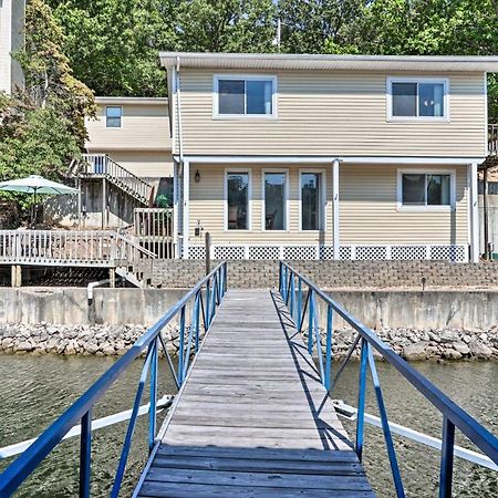 Villa On-The-Water Retreat With Dock Pet Friendly! à Lake Ozark Extérieur photo