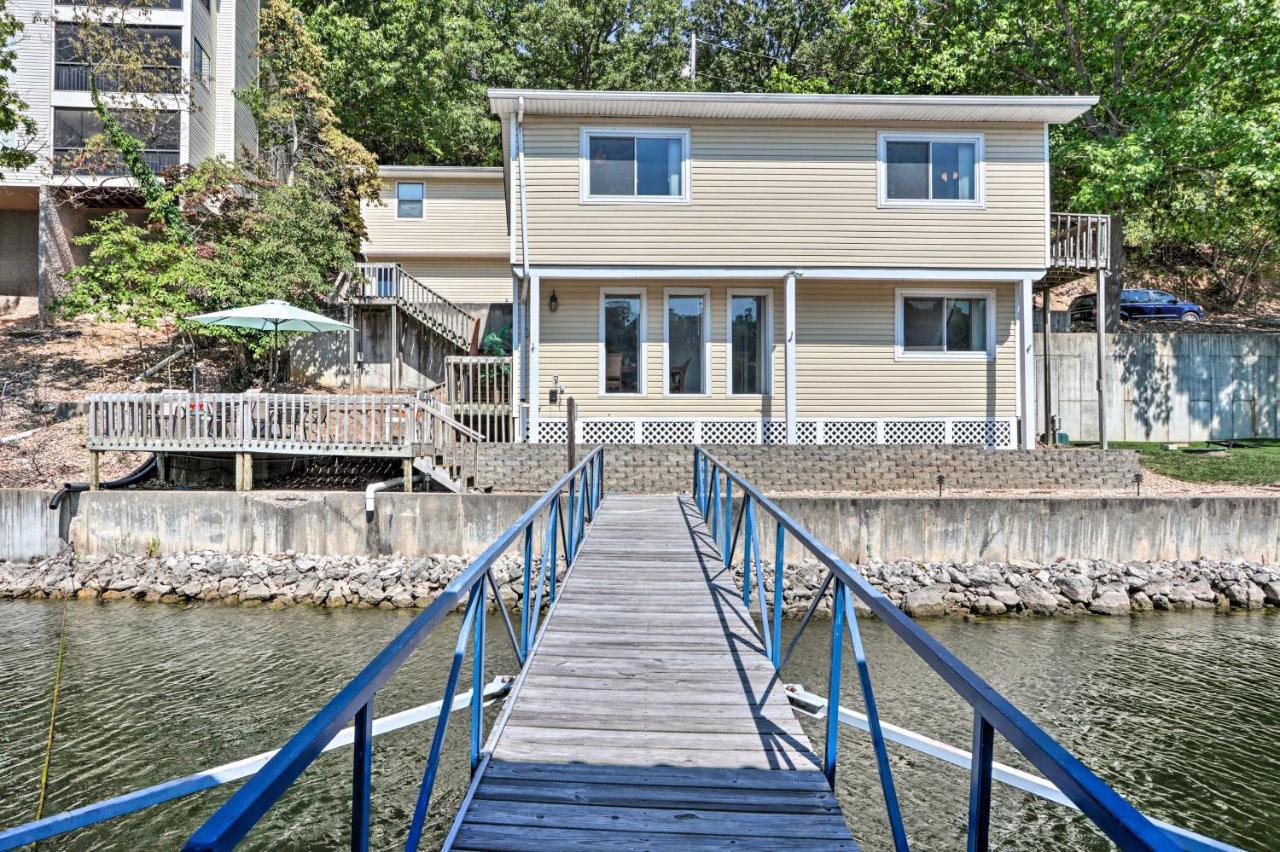 Villa On-The-Water Retreat With Dock Pet Friendly! à Lake Ozark Extérieur photo