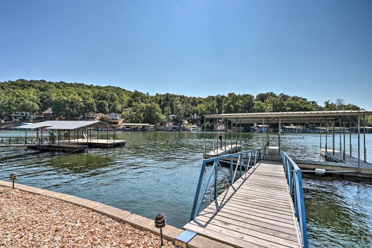 Villa On-The-Water Retreat With Dock Pet Friendly! à Lake Ozark Extérieur photo