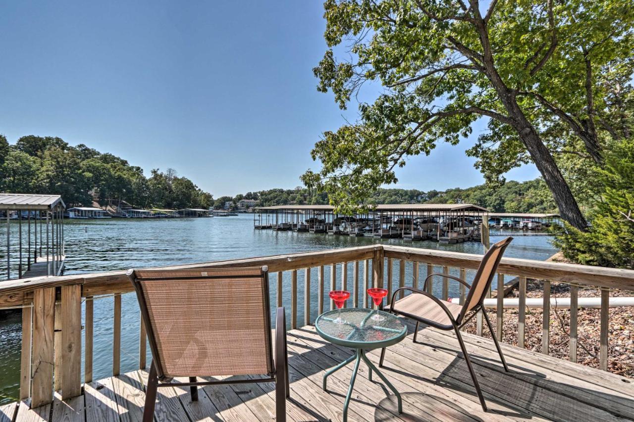 Villa On-The-Water Retreat With Dock Pet Friendly! à Lake Ozark Extérieur photo
