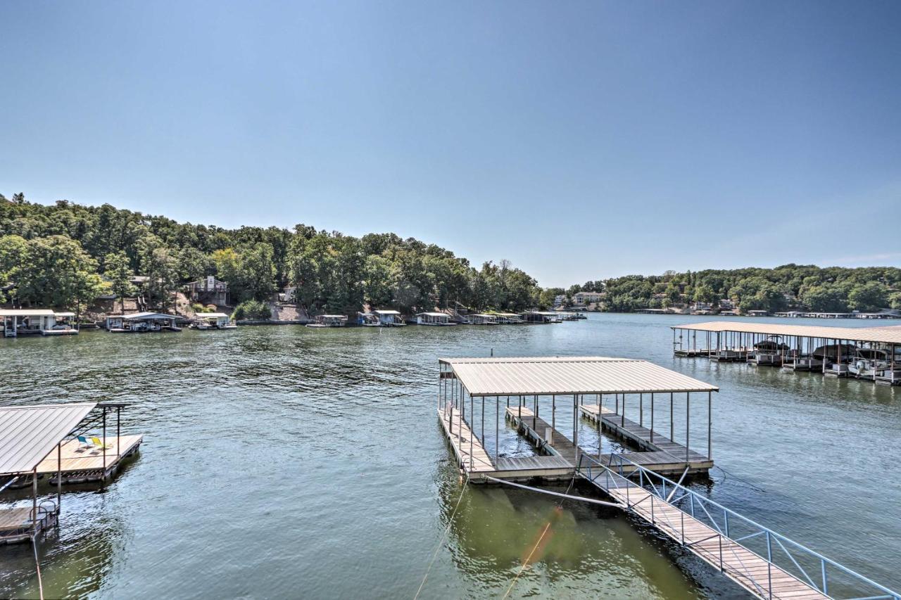 Villa On-The-Water Retreat With Dock Pet Friendly! à Lake Ozark Extérieur photo