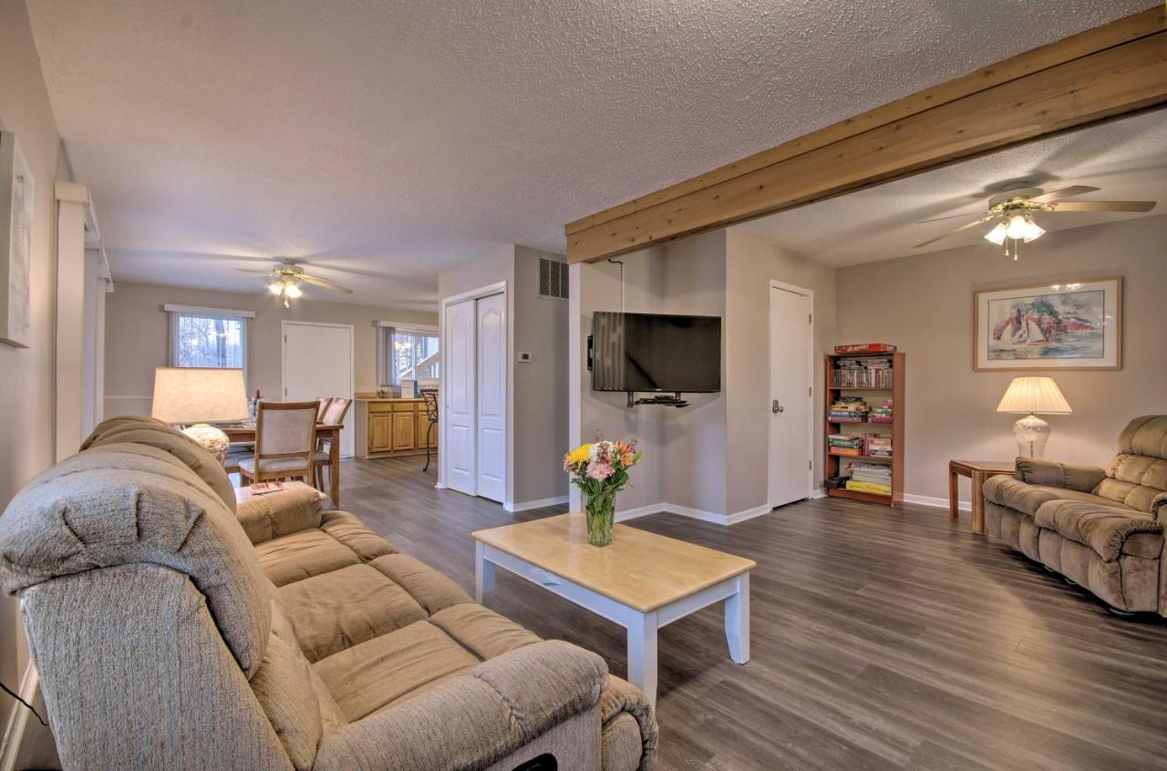 Villa On-The-Water Retreat With Dock Pet Friendly! à Lake Ozark Extérieur photo